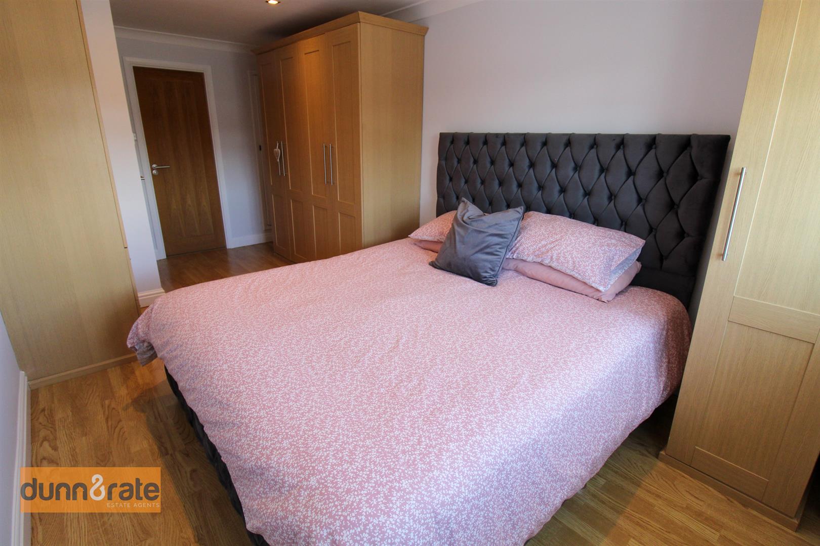 Linnburn Road, Meir Hay, Stoke-On-Trent